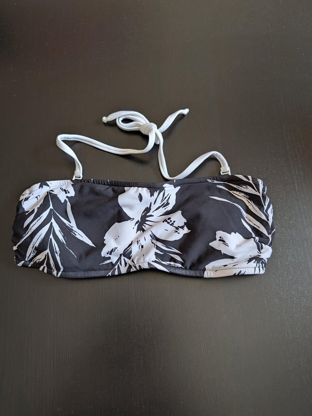 VENUS Black and White Floral Strappy Bandeau Bikini Top SZ 10